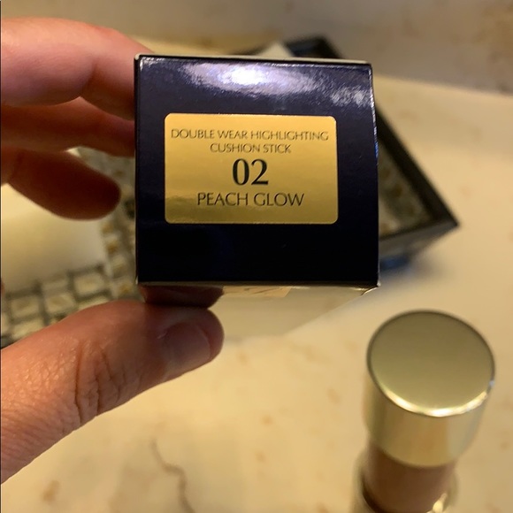 NIB Estee Lauder Double Wear Highlighting cushion - Picture 2 of 4